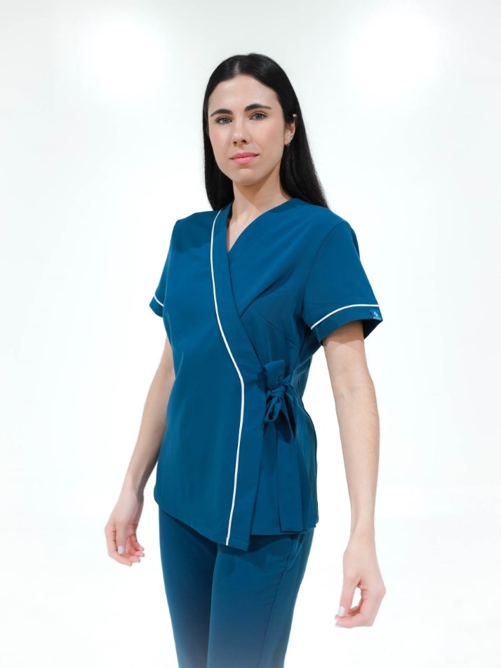 Casaca elástica entallada cruzada con nudo lateral B9510 Workteam