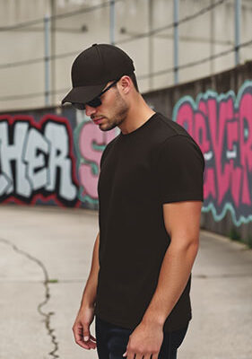 Camiseta manga corta ribeteada cuello redondo y corte entallado ROCKET Valento